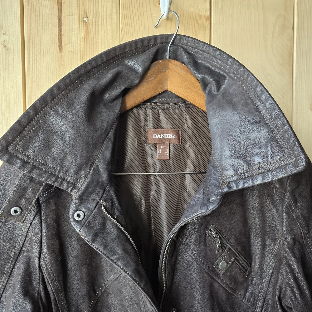 Danier Dark Brown Leather Zip Up Jacket Womens Small - Picture 7 of 12